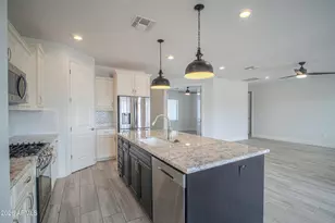 1266 E Cactus Ct E, Casa Grande, AZ 85122 - Photo 12