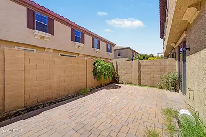 1432 N 80th Drive, Phoenix, AZ 85043 - Photo 24