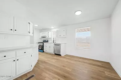 11510 W Stagecoach Road, Arizona City, AZ 85123 - Photo 10