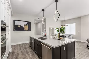 5250 E Deer Valley Dr, Phoenix, AZ 85054 - Photo 12
