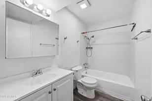 3025 N 32nd St, Phoenix, AZ 85018 - Photo 12
