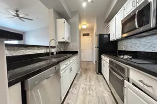 2929 W Yorkshire Dr, Phoenix, AZ 85027 - Photo 8