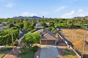 718 E Orangewood Ave, Phoenix, AZ 85020 - Photo 44