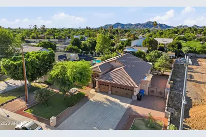 718 E Orangewood Avenue, Phoenix, AZ 85020 - Photo 46