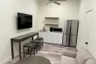 287 E Frye Rd, Chandler, AZ 85225 - Photo 1