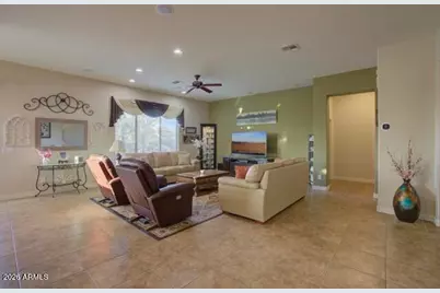 17942 W Lavender Lane, Goodyear, AZ 85338 - Photo 6