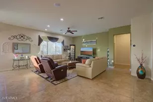 17942 W Lavender Ln, Goodyear, AZ 85338 - Photo 6