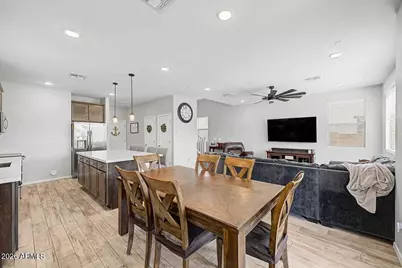 1033 S 150th Drive, Goodyear, AZ 85338 - Photo 4