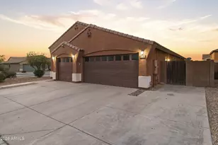 2922 W Dunbar Dr, Phoenix, AZ 85041 - Photo 50
