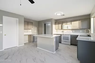2922 W Dunbar Drive, Phoenix, AZ 85041 - Photo 40