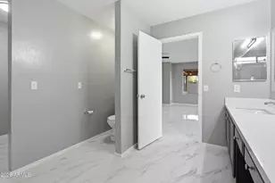 2922 W Dunbar Dr, Phoenix, AZ 85041 - Photo 34
