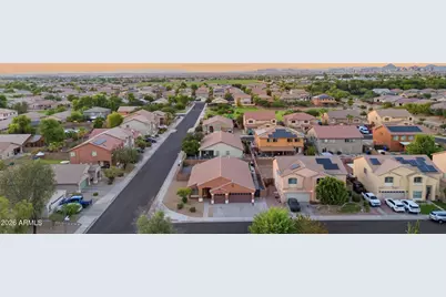 2922 W Dunbar Drive, Phoenix, AZ 85041 - Photo 2
