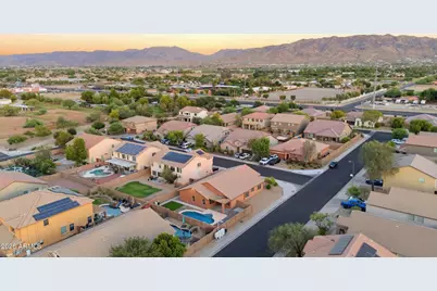2922 W Dunbar Drive, Phoenix, AZ 85041 - Photo 56
