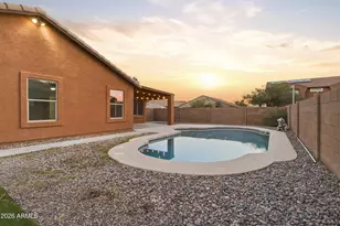 2922 W Dunbar Dr, Phoenix, AZ 85041 - Photo 52