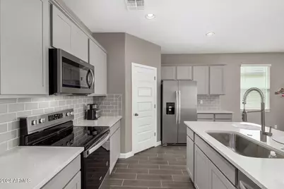 23950 W Hilton Avenue, Buckeye, AZ 85326 - Photo 4