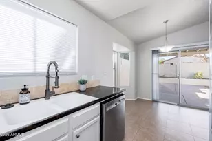 4710 W Wahalla Ln, Glendale, AZ 85308 - Photo 16