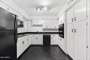6501 N 17th Ave, Phoenix, AZ 85015 - Photo 2