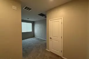 2669 S Peppertree Dr, Gilbert, AZ 85295 - Photo 18
