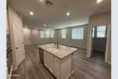 2669 S Peppertree Drive #101, Gilbert, AZ 85295 - Photo 8