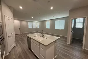 2669 S Peppertree Dr, Gilbert, AZ 85295 - Photo 8