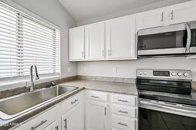 351 N Wildrose --, Mesa, AZ 85207 - Photo 8