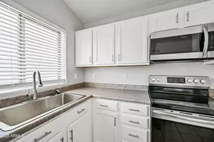 351 N Wildrose, Mesa, AZ 85207 - Photo 8