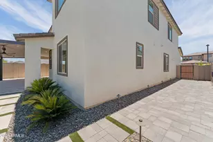 1524 E Carob Ct, Gilbert, AZ 85298 - Photo 56
