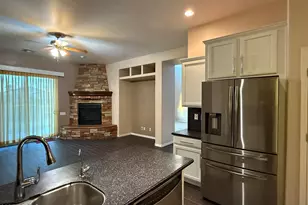 642 E Torrey Pines Pl, Chandler, AZ 85249 - Photo 16