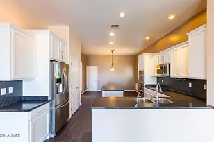 642 E Torrey Pines Pl, Chandler, AZ 85249 - Photo 14
