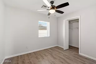 840 E Turney Ave, Phoenix, AZ 85014 - Photo 10