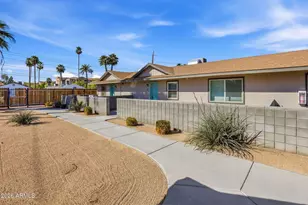 840 E Turney Ave, Phoenix, AZ 85014 - Photo 2