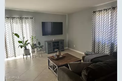 803 E Cochise Drive, Phoenix, AZ 85020 - Photo 2