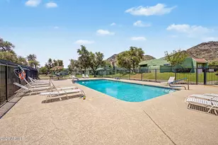 803 E Cochise Dr, Phoenix, AZ 85020 - Photo 28