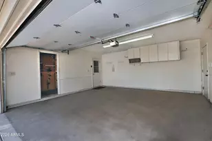 846 E Village Cir Dr N, Phoenix, AZ 85022 - Photo 30