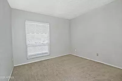 846 E Village Circle Drive N, Phoenix, AZ 85022 - Photo 16