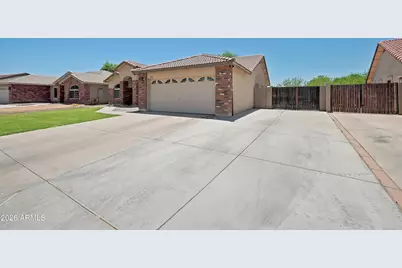 2871 E Morgan Drive, Gilbert, AZ 85295 - Photo 2
