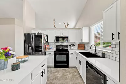 2871 E Morgan Drive, Gilbert, AZ 85295 - Photo 12