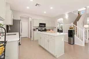13633 W Lisbon Ln, Surprise, AZ 85379 - Photo 12