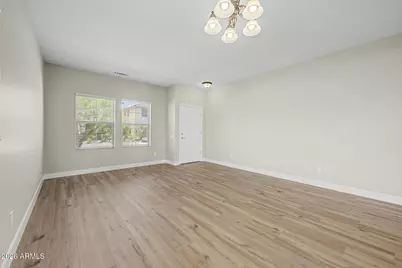 2042 W Davis Road, Phoenix, AZ 85023 - Photo 8