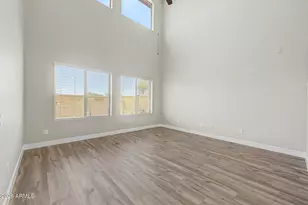 2042 W Davis Rd, Phoenix, AZ 85023 - Photo 12