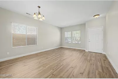 2042 W Davis Road, Phoenix, AZ 85023 - Photo 10