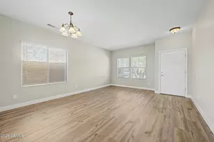 2042 W Davis Rd, Phoenix, AZ 85023 - Photo 10