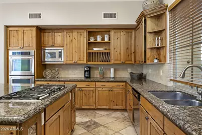 9572 E Mountain Spring Road, Scottsdale, AZ 85255 - Photo 10