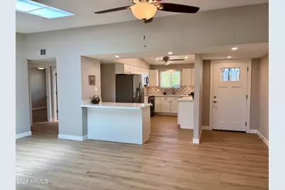 10433 W Oakmont Drive, Sun City, AZ 85351 - Photo 6
