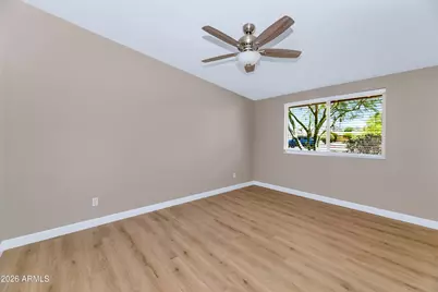 10433 W Oakmont Drive, Sun City, AZ 85351 - Photo 28