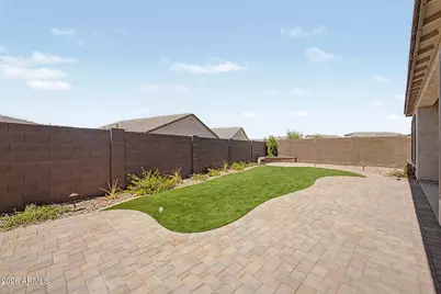 16699 W Saguaro Park Lane, Surprise, AZ 85387 - Photo 32