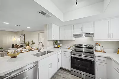 1601 W Sunnyside Drive #166, Phoenix, AZ 85029 - Photo 10