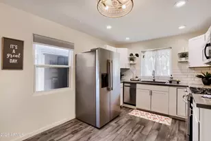 1116 S Holbrook Ln, Tempe, AZ 85281 - Photo 8
