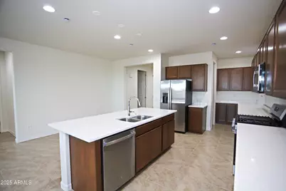 879 W Finch Drive, San Tan Valley, AZ 85140 - Photo 22