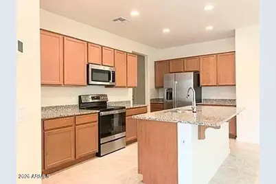 3325 W Dunbar Drive, Phoenix, AZ 85041 - Photo 4